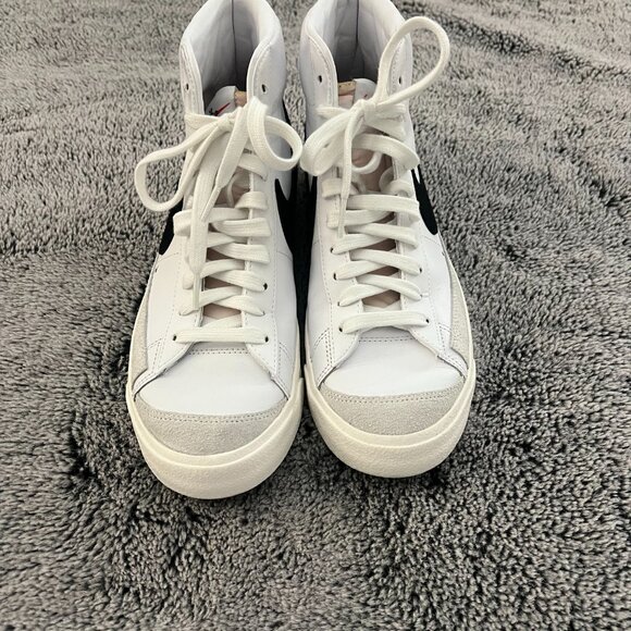 Nike - Blazer Mid "77 Vintage Size 8.5 - White, Black - Picture 5 of 11